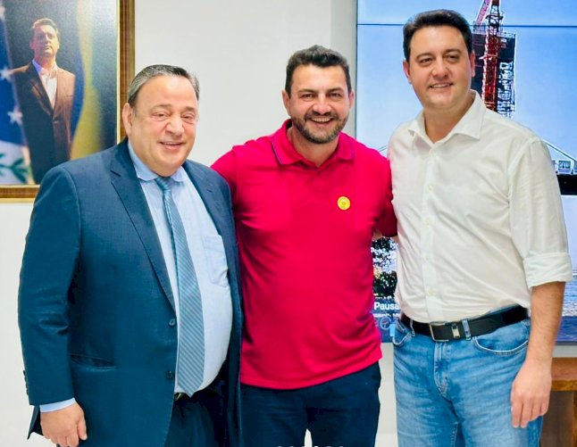 Prefeito Adriano Backes se reúne com o governador Ratinho Junior