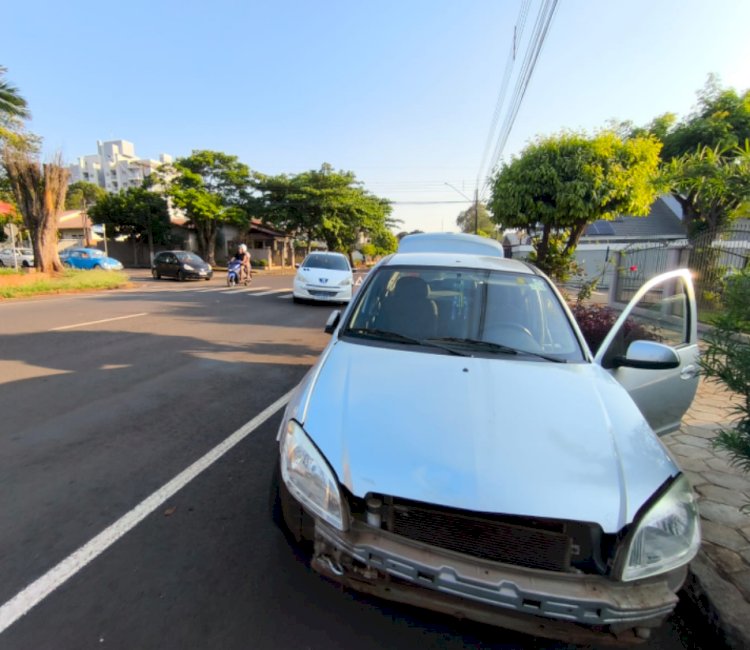 Colisão entre dois carros é registrada no bairro Espigão em Marechal Cândido Rondon