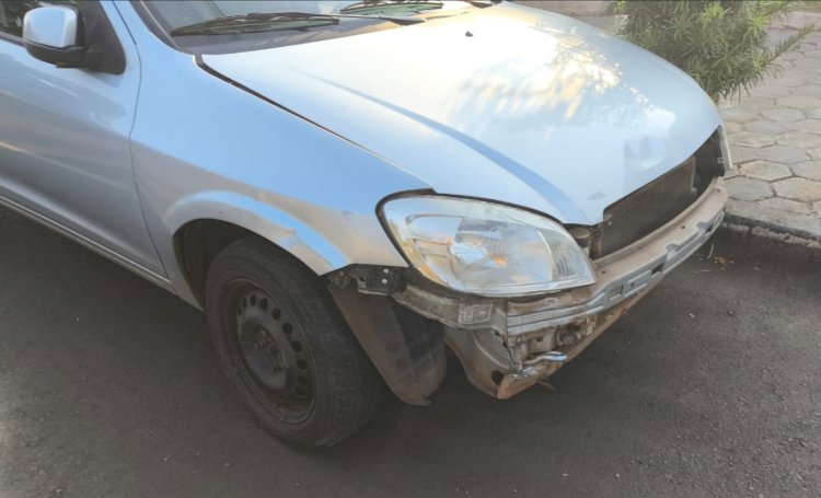 Colisão entre dois carros é registrada no bairro Espigão em Marechal Cândido Rondon