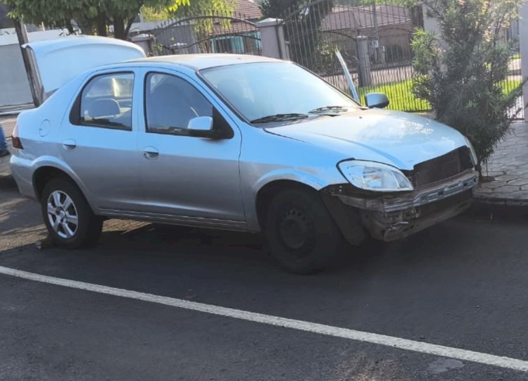 Colisão entre dois carros é registrada no bairro Espigão em Marechal Cândido Rondon
