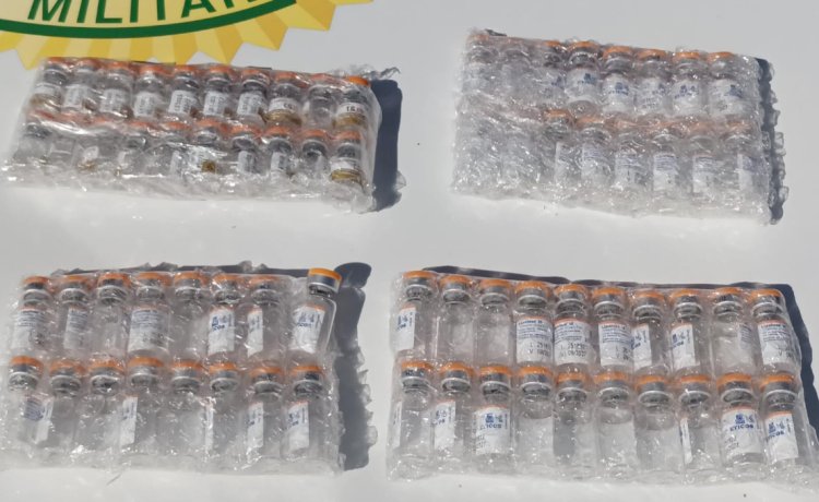 PMPR apreende motocicleta com 72 ampolas de medicamento contrabandeado em Francisco Alves