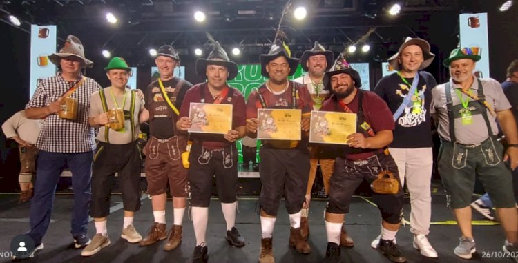 Valdir Dias é campeão do Chope em Metro Masculino na Oktoberfest 2025