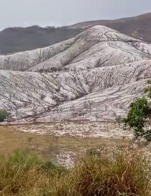 Tempestade de granizo  muda paisagem  s no Sul de Minas