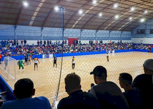 Jogos do Municipal de Futsal serão retomados na noite desta terça-feira (04) em Nova Santa Rosa