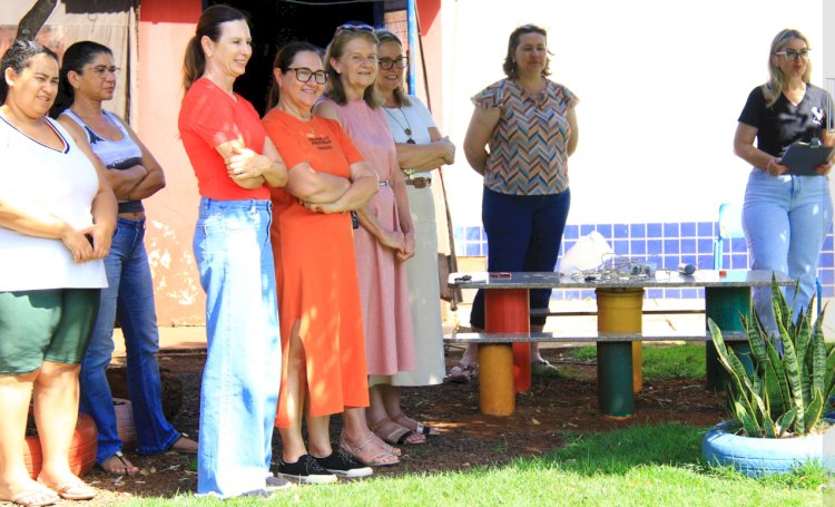 CMEI Asilda Röpke e Projeto Viver inauguram o projeto Jardim de Água e Mel