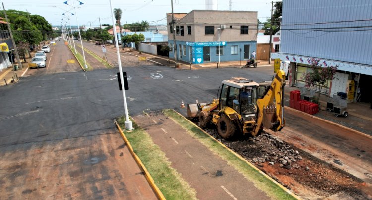 Obras avançam no principal cruzamento de Mercedes e na Rua Dr. Flores