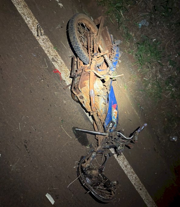Colisão frontal na  região  mata  motociclista de 22 anos
