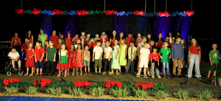 Natal da Família encanta moradores de Planalto do Oeste com apresentações culturais e grande participação popular