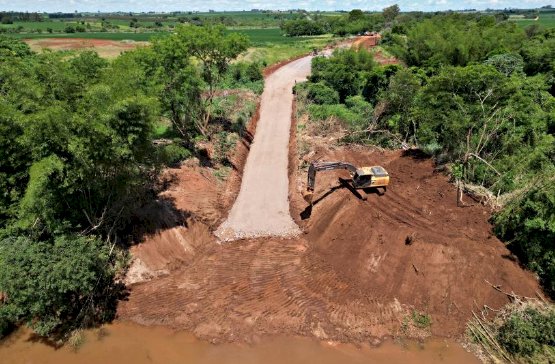 Aqui você ja viu antes- DNIT confirma uso de balsa provisória para travessia no Rio Piquiri
