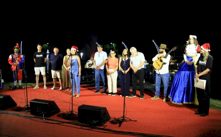 Noite de Luz transforma Lago Municipal em cenário mágico e emociona público em Nova Santa Rosa