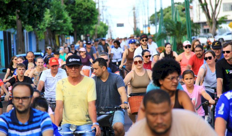 Passeio Ciclístico de Natal reúne mais de 500 pessoas em Nova Santa Rosa